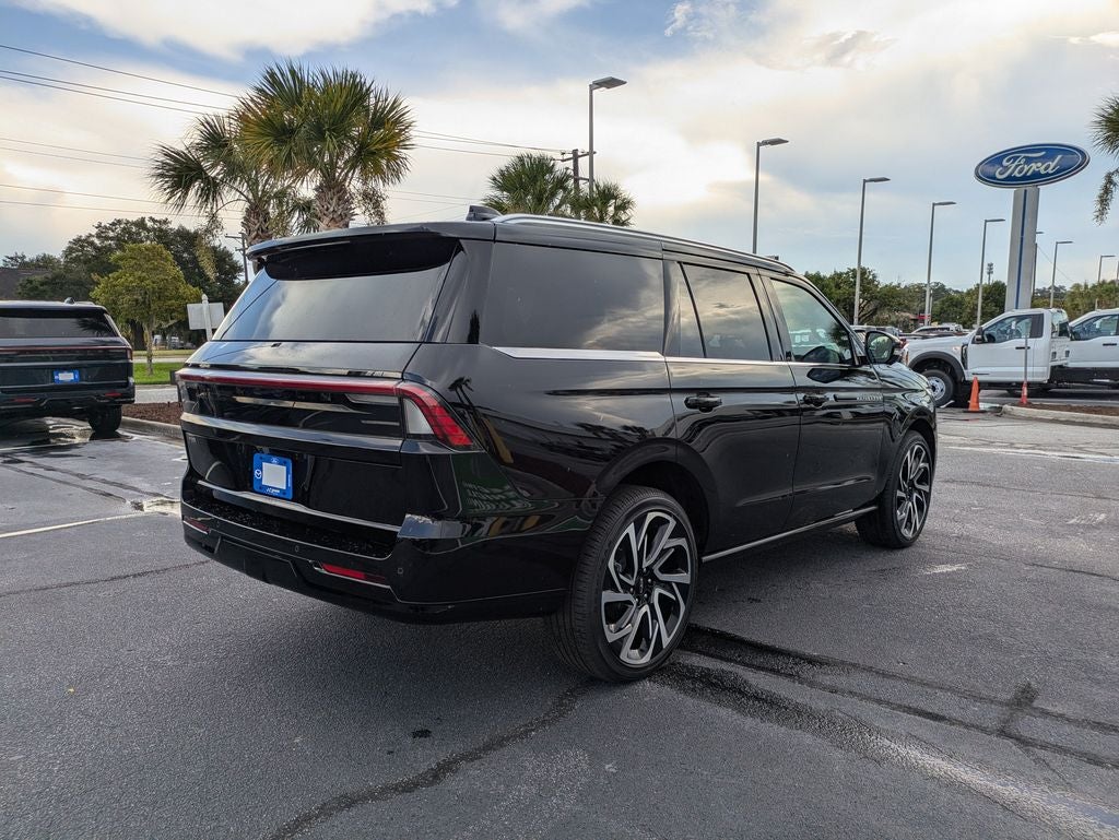 2027 Lincoln Navigator Black Label