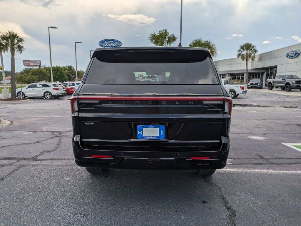 2027 Lincoln Navigator Black Label