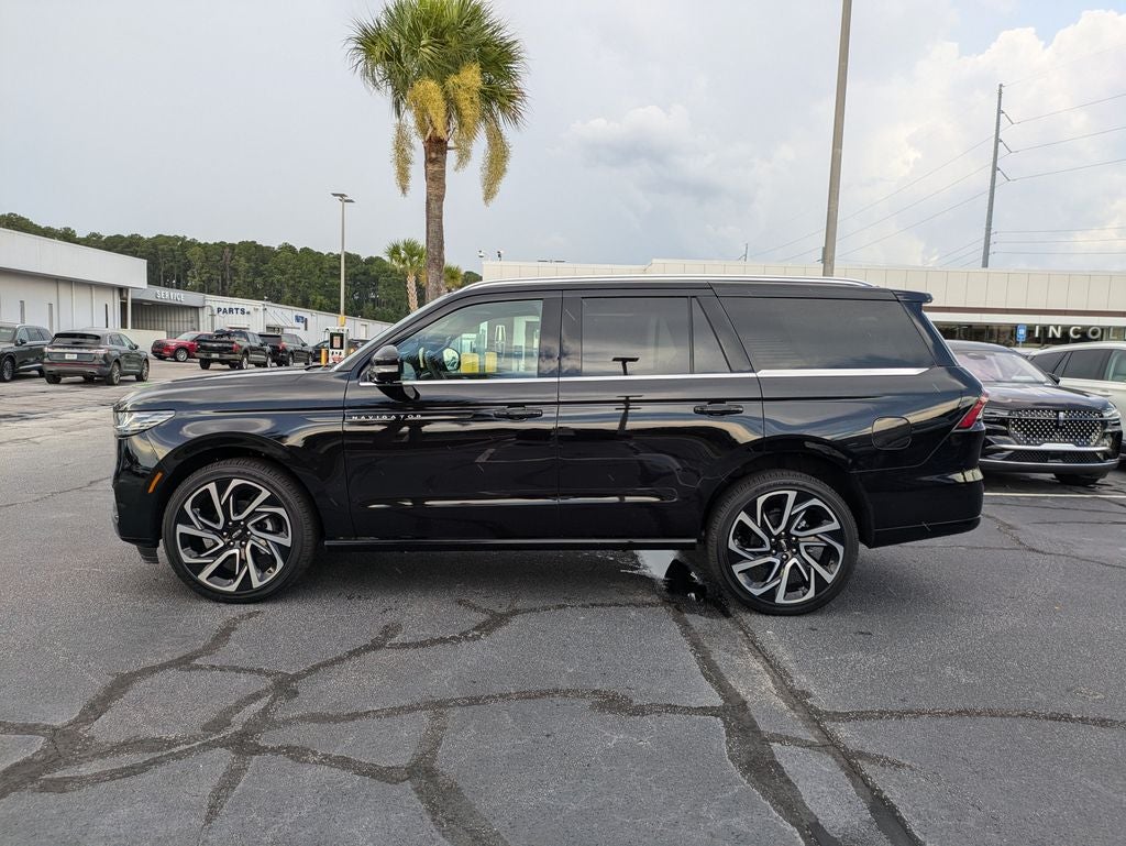 2027 Lincoln Navigator Black Label