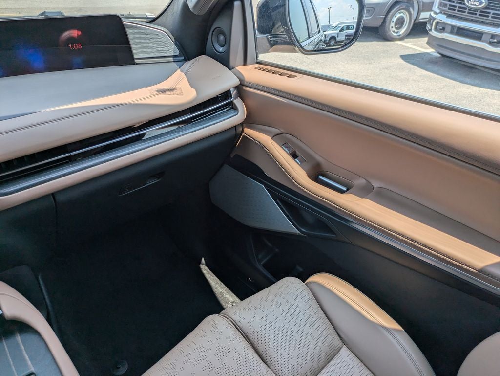 2027 Lincoln Navigator Black Label