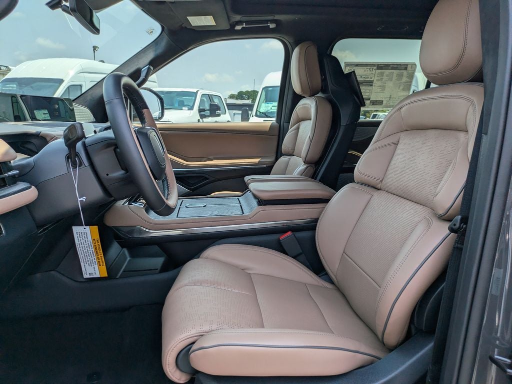 2027 Lincoln Navigator Black Label