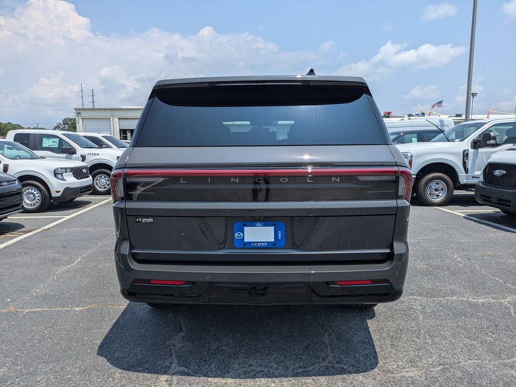 2027 Lincoln Navigator Black Label