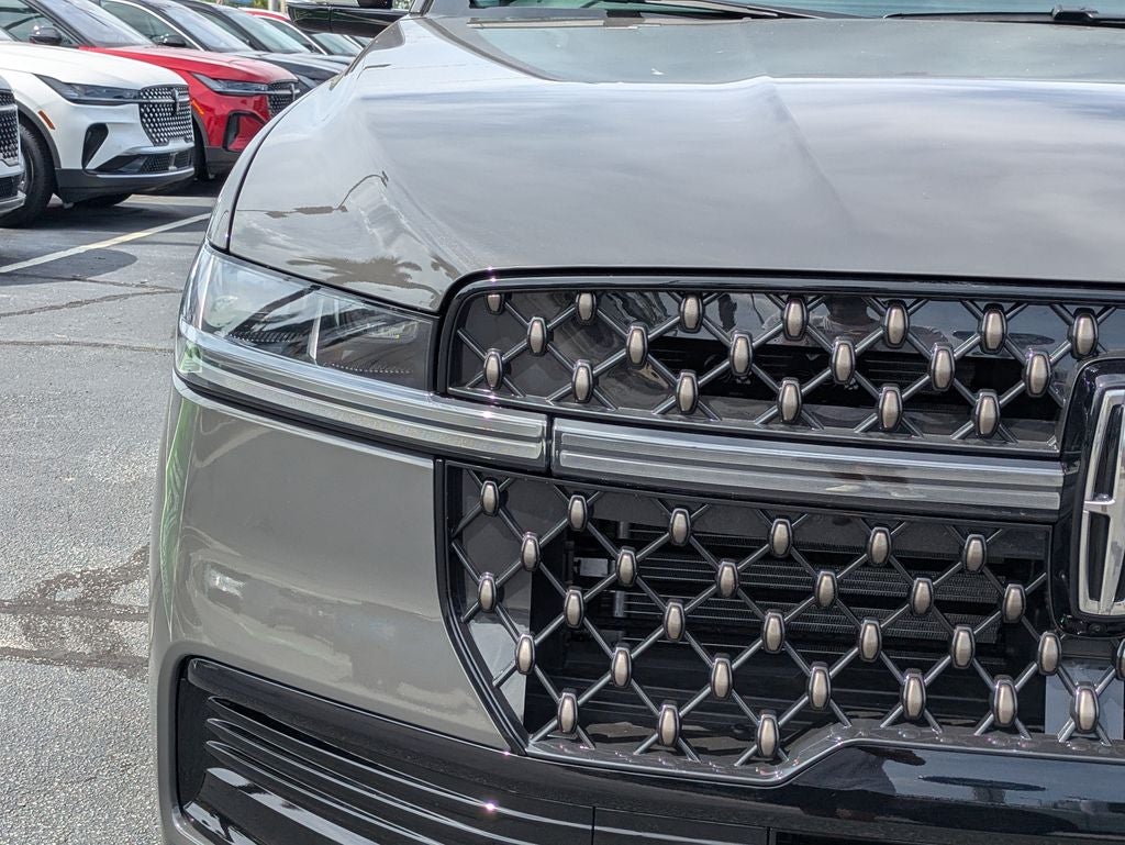 2027 Lincoln Navigator Black Label