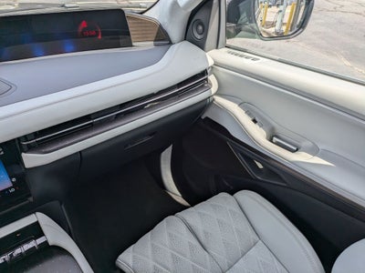 2027 Lincoln Navigator Black Label