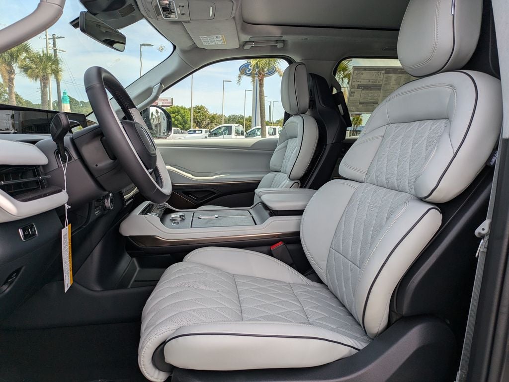 2027 Lincoln Navigator Black Label