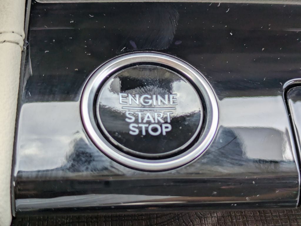 2027 Lincoln Navigator Premiere