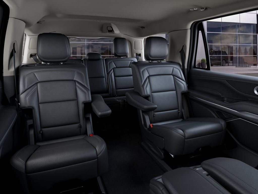 2027 Lincoln Navigator Premiere