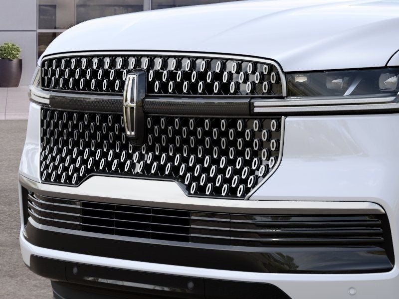 2027 Lincoln Navigator Premiere