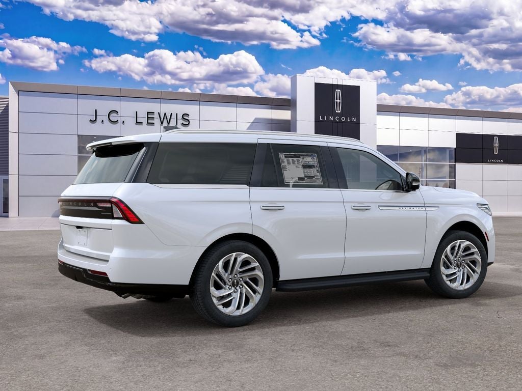 2027 Lincoln Navigator Premiere