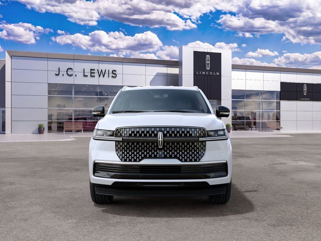 2027 Lincoln Navigator Premiere