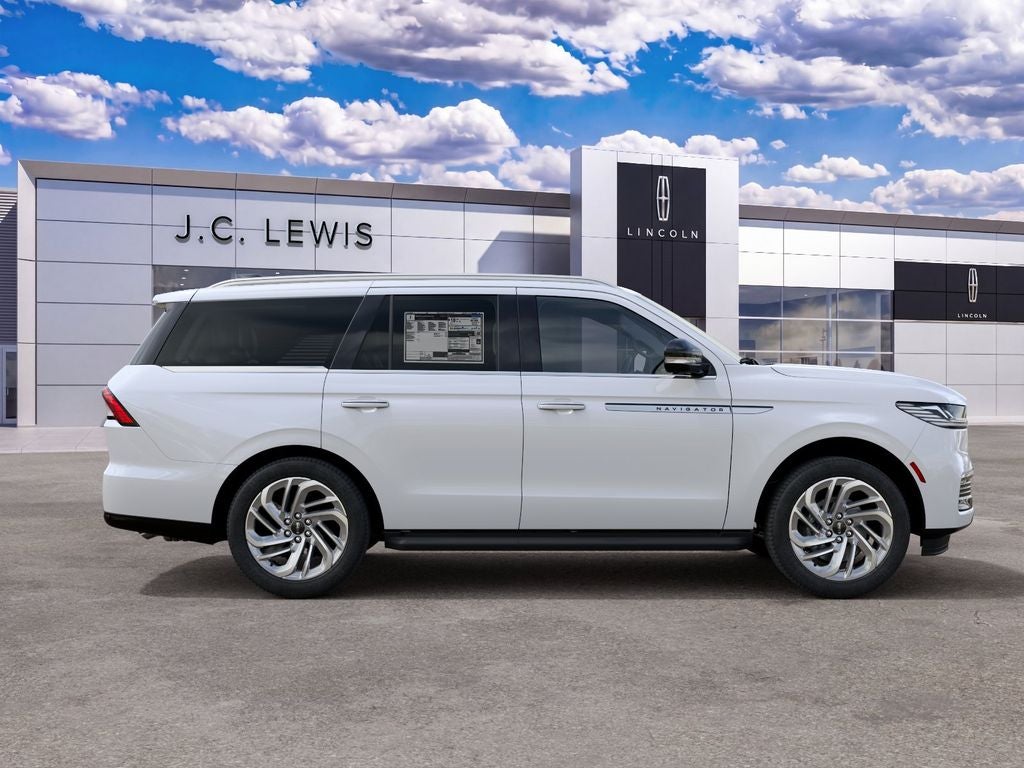 2027 Lincoln Navigator Premiere
