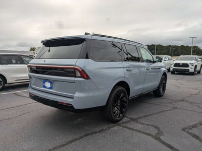 2027 Lincoln Navigator Reserve