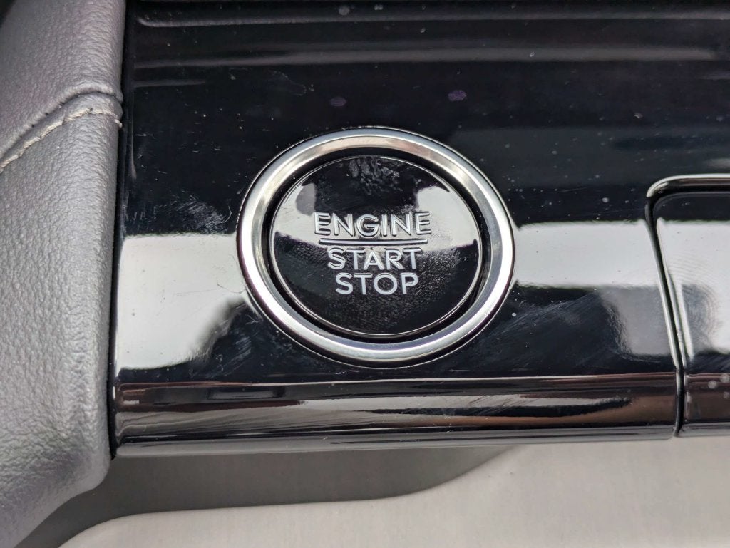 2027 Lincoln Navigator Reserve