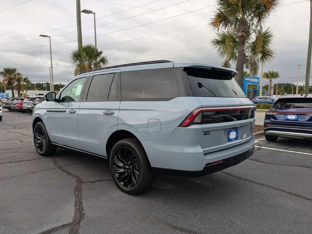 2027 Lincoln Navigator Reserve