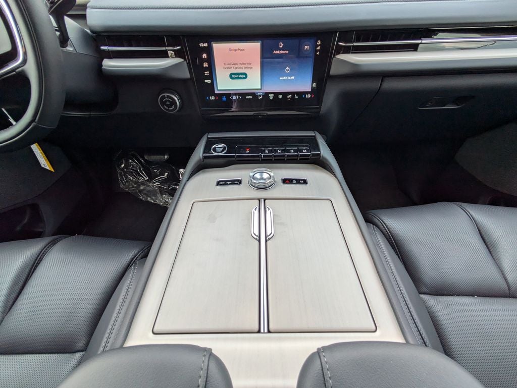 2027 Lincoln Navigator Reserve