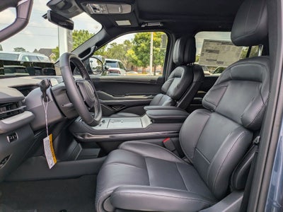 2027 Lincoln Navigator Reserve
