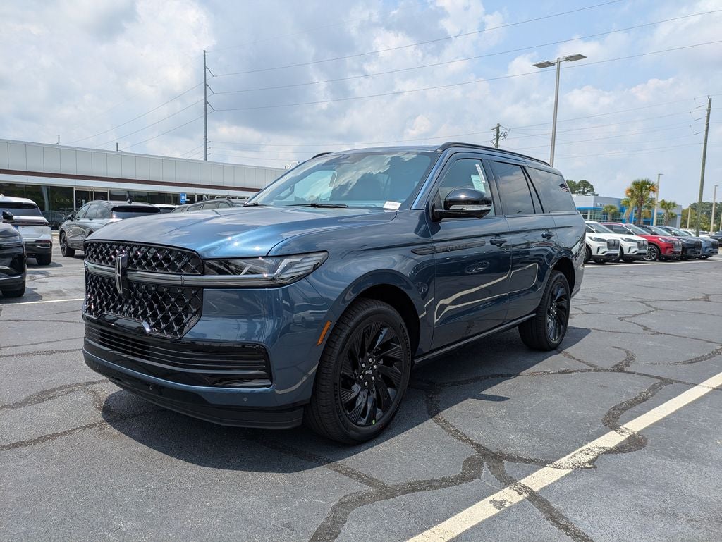 2027 Lincoln Navigator Reserve