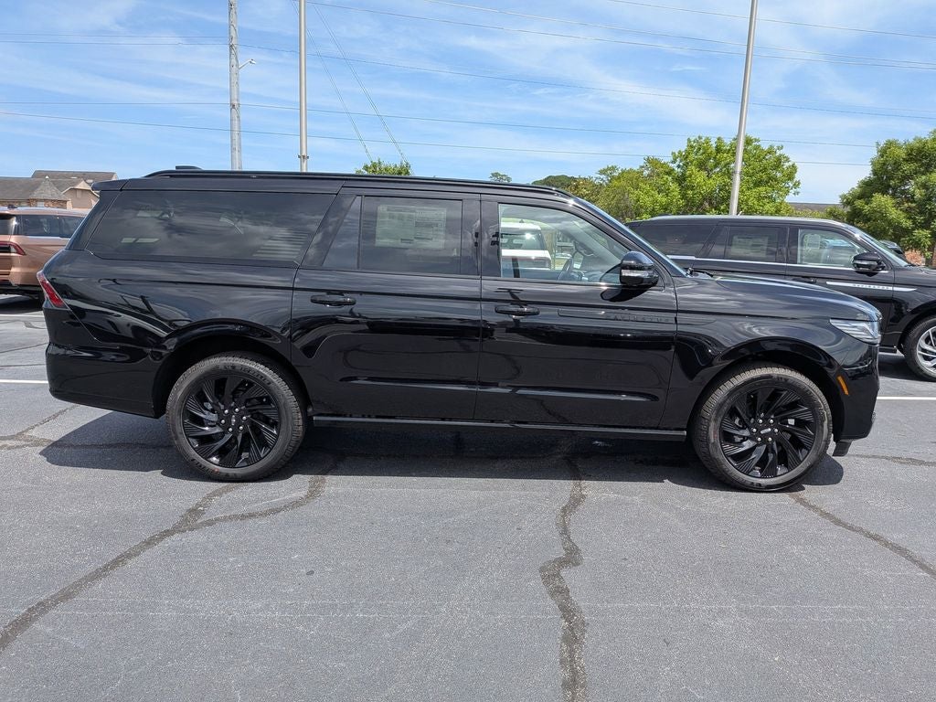 2026 Lincoln Navigator L Reserve