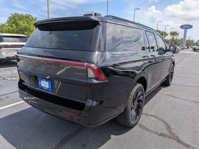 2026 Lincoln Navigator L Reserve