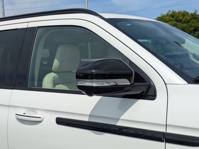2027 Lincoln Navigator L Reserve