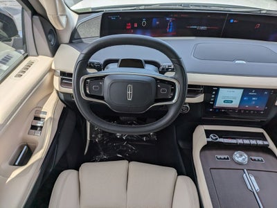 2027 Lincoln Navigator L Reserve
