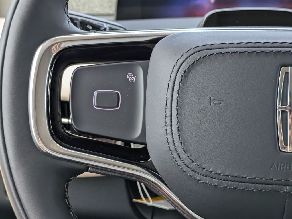2027 Lincoln Navigator L Reserve