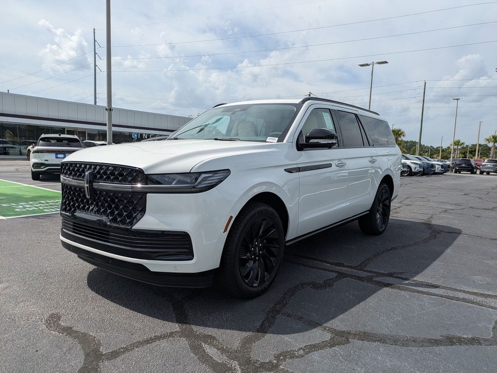 2027 Lincoln Navigator L Reserve