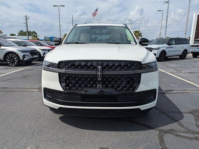 2027 Lincoln Navigator L Reserve