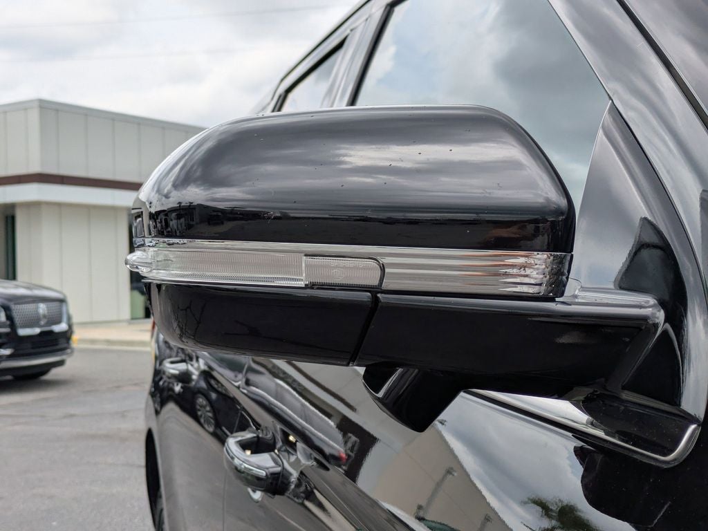 2023 Lincoln Navigator L Reserve