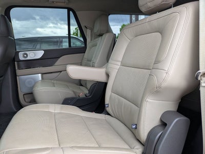 2023 Lincoln Navigator L Reserve