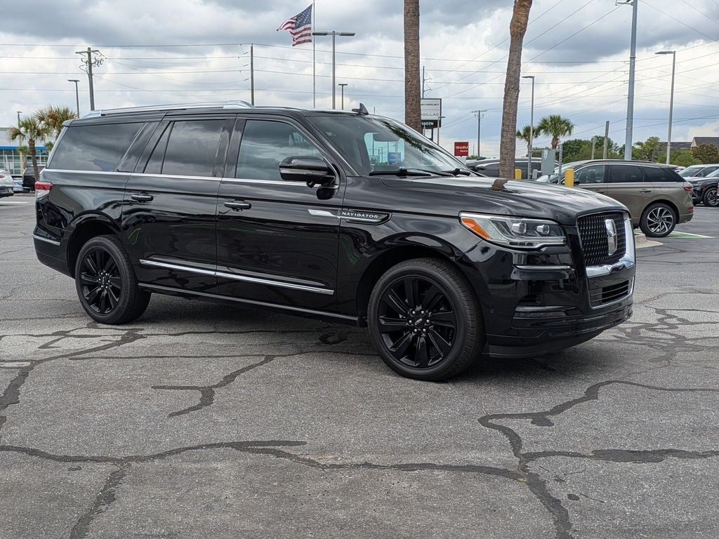 2023 Lincoln Navigator L Reserve