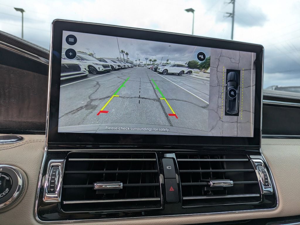 2023 Lincoln Navigator L Reserve