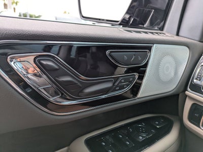 2023 Lincoln Navigator L Reserve