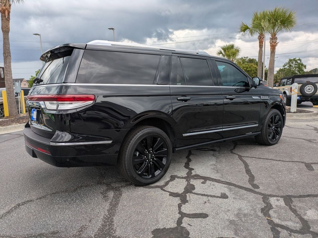2023 Lincoln Navigator L Reserve