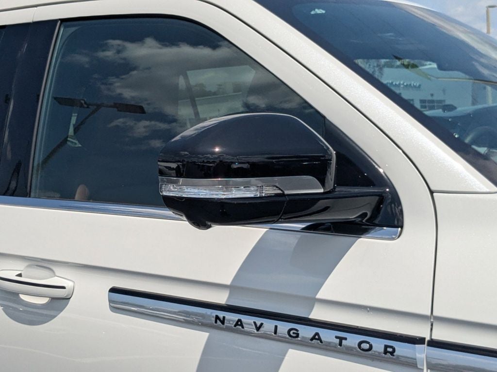 2026 Lincoln Navigator L Reserve