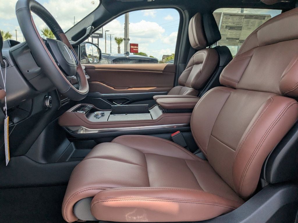 2026 Lincoln Navigator L Reserve