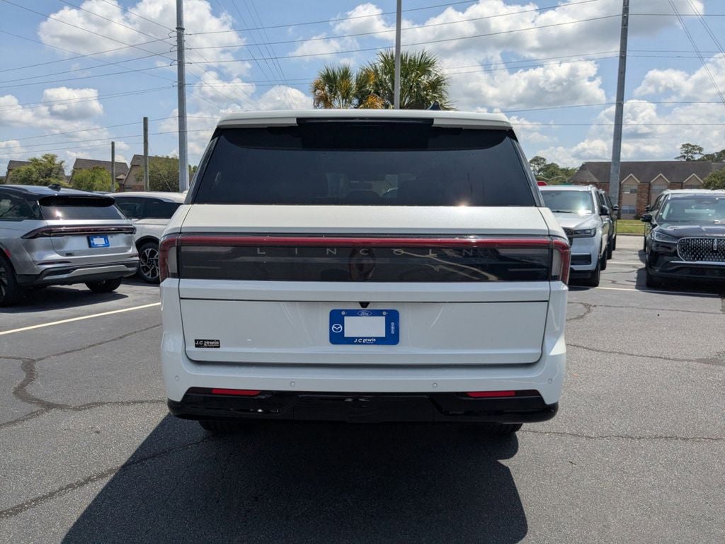2026 Lincoln Navigator L Reserve