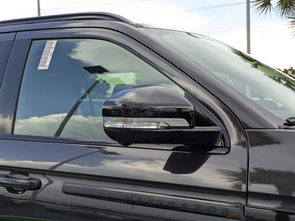 2027 Lincoln Navigator L Reserve