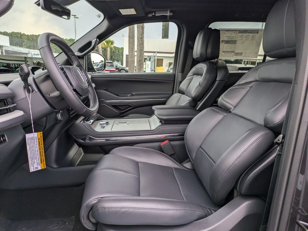 2027 Lincoln Navigator L Reserve
