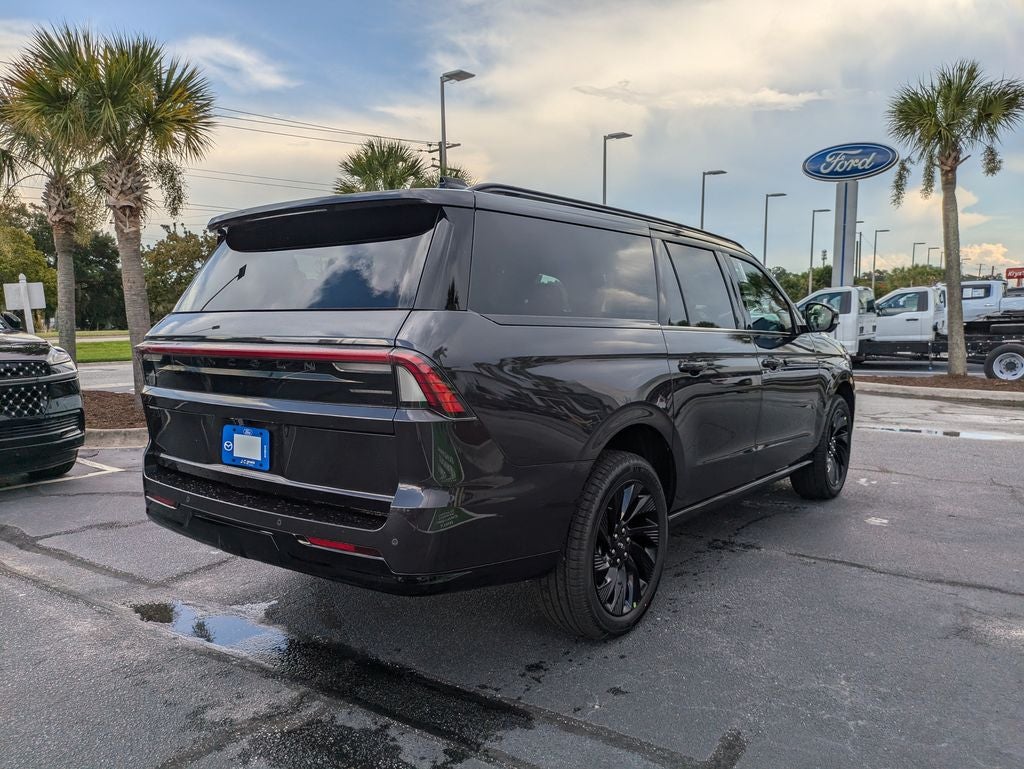 2027 Lincoln Navigator L Reserve