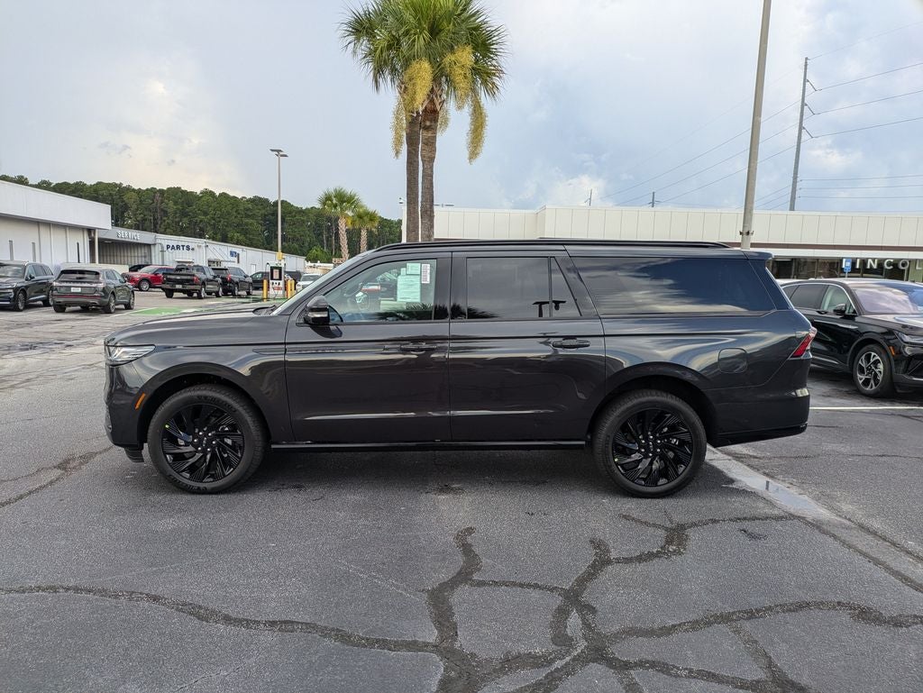 2027 Lincoln Navigator L Reserve