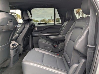 2025 Lincoln Navigator L Reserve