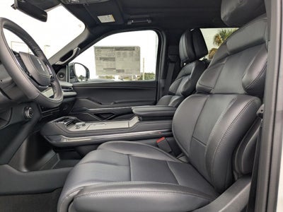 2025 Lincoln Navigator L Reserve