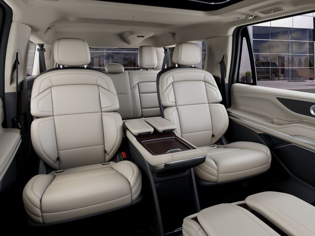 2027 Lincoln Navigator L Reserve
