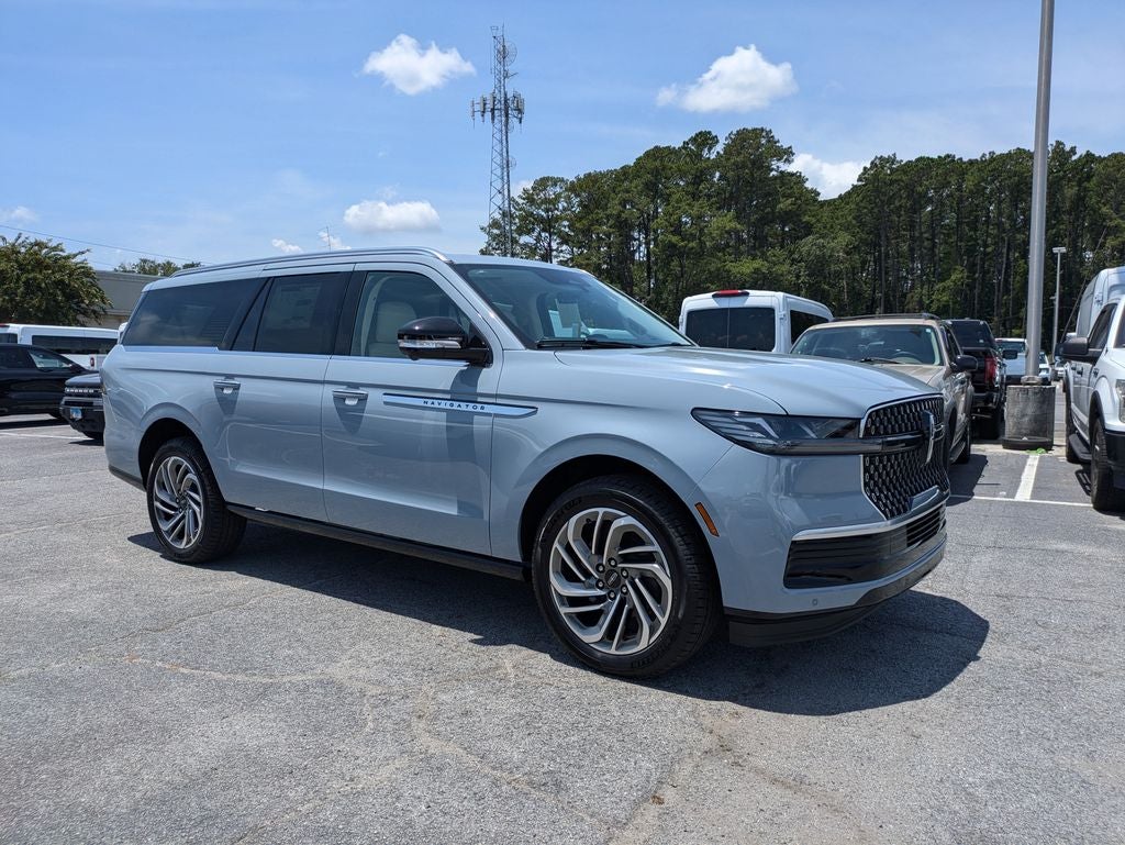 2027 Lincoln Navigator L Reserve