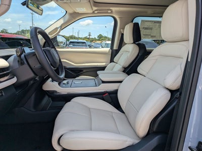 2027 Lincoln Navigator L Reserve