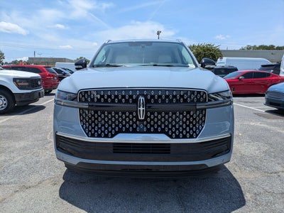 2027 Lincoln Navigator L Reserve