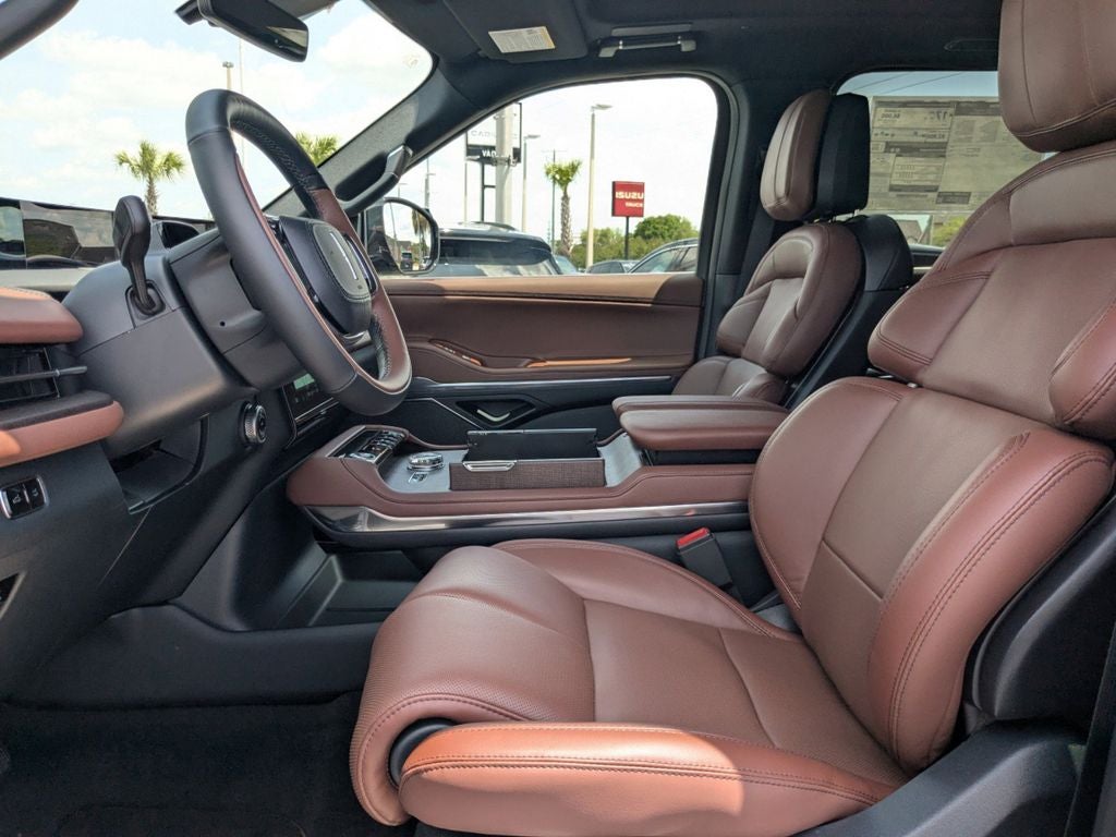 2026 Lincoln Navigator L Reserve