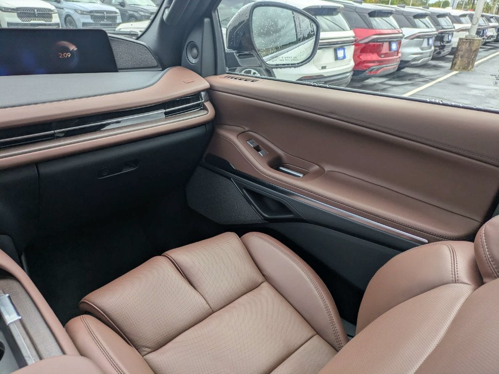 2027 Lincoln Navigator L Reserve