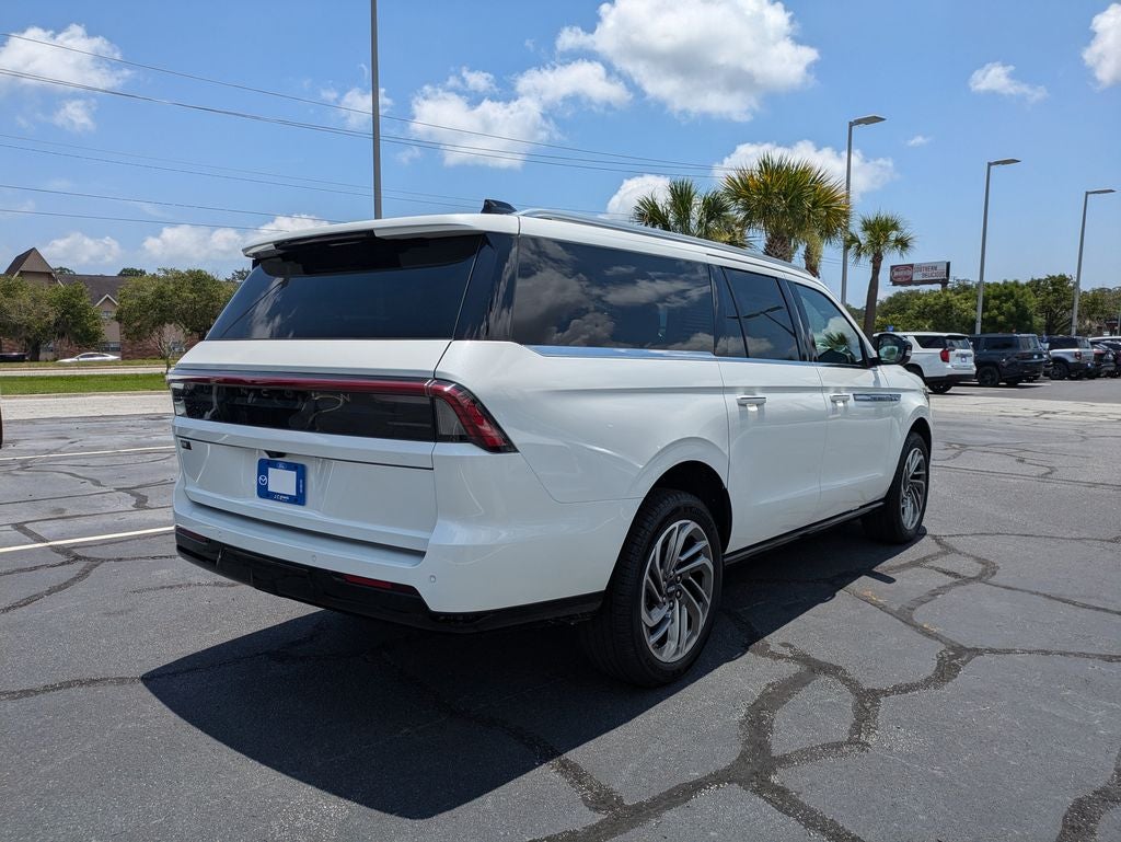 2026 Lincoln Navigator L Reserve
